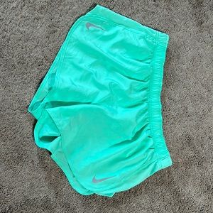 Running  shorts